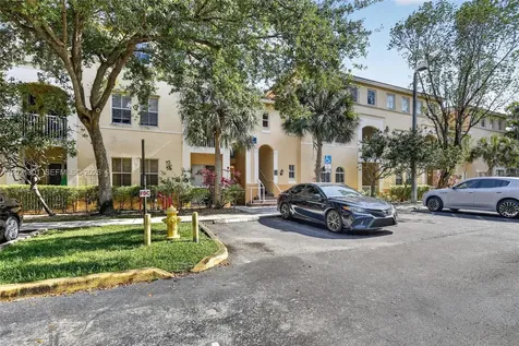 120 Jacaranda Country Club Drive Plantation FL 33324