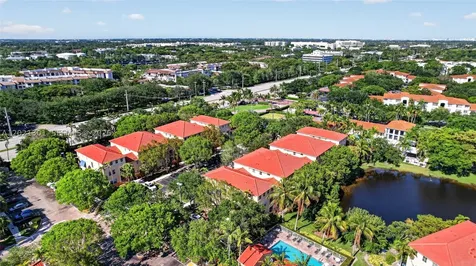 120 Jacaranda Country Club Drive Plantation FL 33324