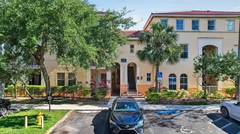 120 Jacaranda Country Club Drive Plantation FL 33324