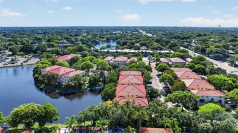 120 Jacaranda Country Club Drive Plantation FL 33324