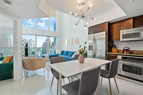 41 SE 5th Street Miami FL 33131