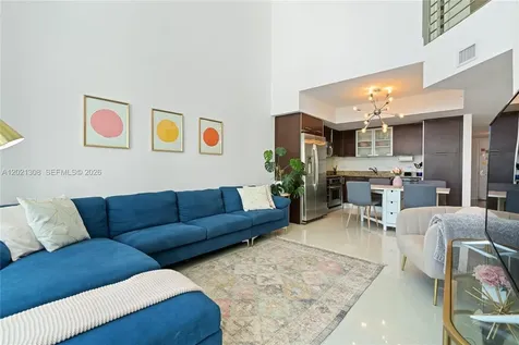 41 SE 5th Street Miami FL 33131