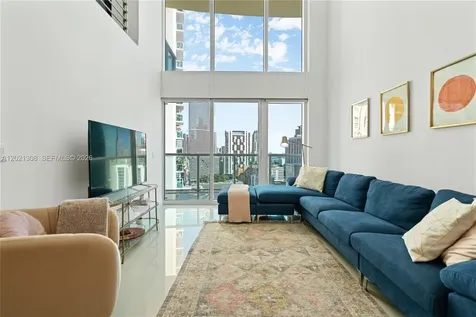 41 SE 5th Street Miami FL 33131