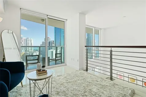41 SE 5th Street Miami FL 33131