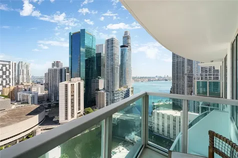 41 SE 5th Street Miami FL 33131