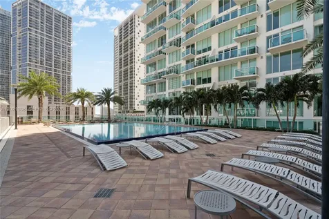 41 SE 5th Street Miami FL 33131
