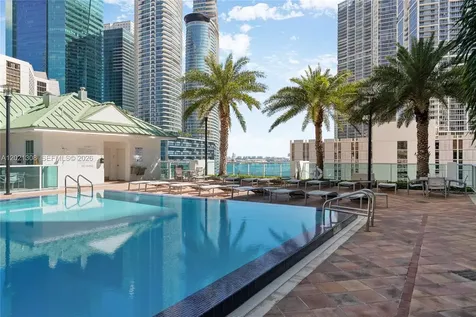 41 SE 5th Street Miami FL 33131