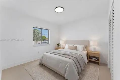 1895 NW 47th Terrace Miami FL 33142