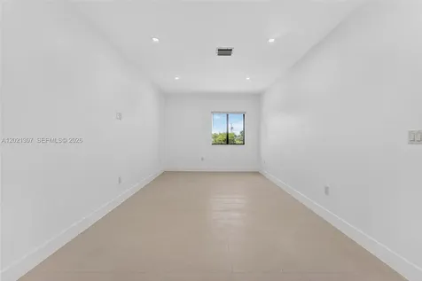 1895 NW 47th Terrace Miami FL 33142