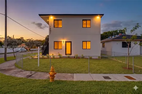 1895 NW 47th Terrace Miami FL 33142