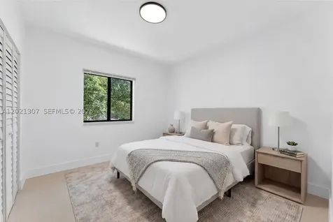 1895 NW 47th Terrace Miami FL 33142