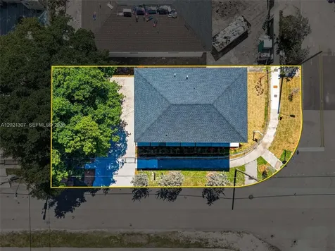1895 NW 47th Terrace Miami FL 33142