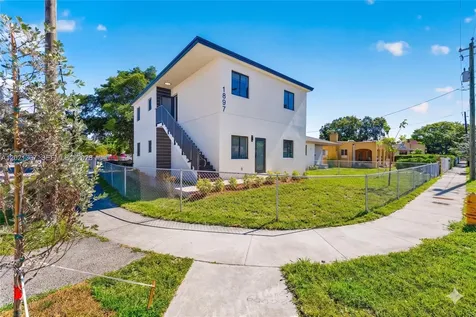 1895 NW 47th Terrace Miami FL 33142