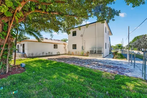1895 NW 47th Terrace Miami FL 33142