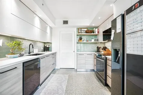 245 Michigan Avenue Miami Beach FL 33139