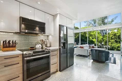 245 Michigan Avenue Miami Beach FL 33139