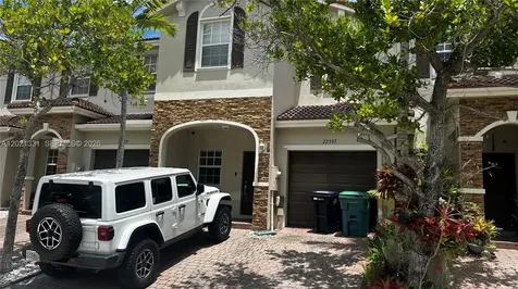 22393 SW 89th Place Cutler Bay FL 33190