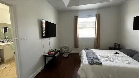 22393 SW 89th Place Cutler Bay FL 33190