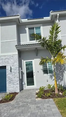 713 SE 13th St Circle Homestead FL 33034