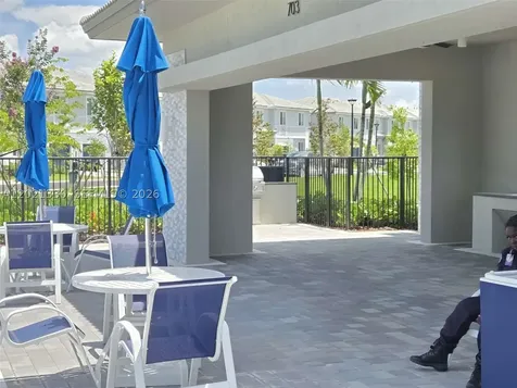 713 SE 13th St Circle Homestead FL 33034