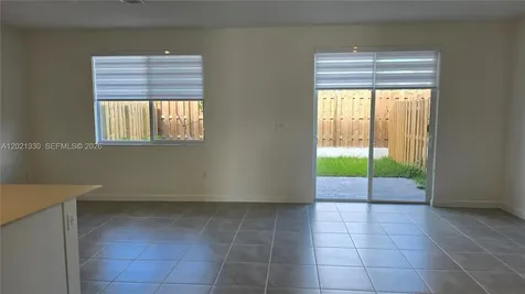 713 SE 13th St Circle Homestead FL 33034