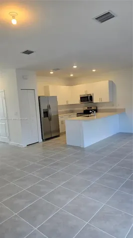 713 SE 13th St Circle Homestead FL 33034