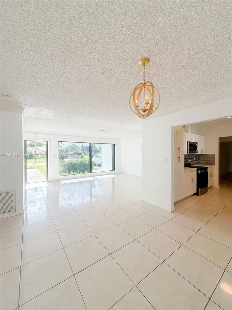 1650 NW 26th Terrace Fort Lauderdale FL 33311