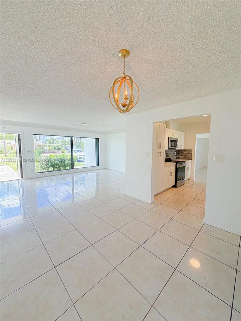 1650 NW 26th Terrace Fort Lauderdale FL 33311