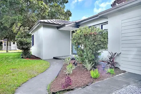 511 S 11th Street Fort Pierce FL 34950