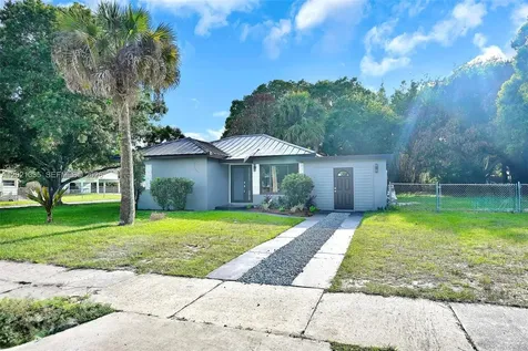 511 S 11th Street Fort Pierce FL 34950