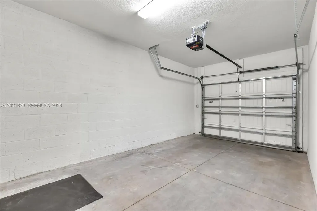 4810 Eucalyptus Drive Hollywood FL 33021