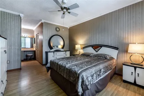 19601 E Country Club Drive Aventura FL 33180