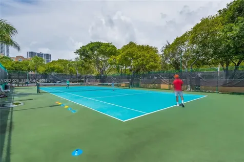 19601 E Country Club Drive Aventura FL 33180
