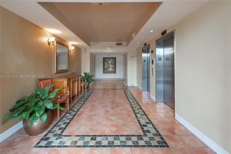 19601 E Country Club Drive Aventura FL 33180