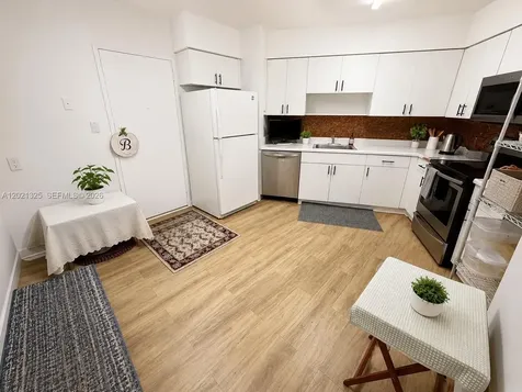 5151 Collins Avenue Miami Beach FL 33140