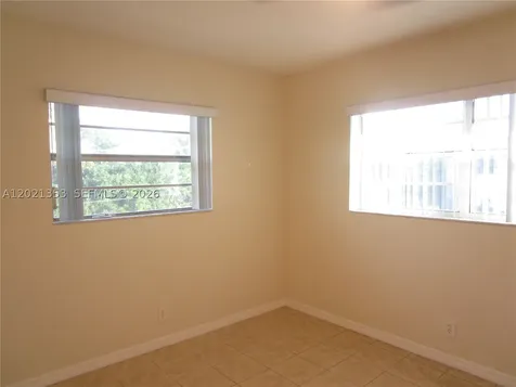 5111 W Oakland Park Boulevard Lauderdale Lakes FL 33313
