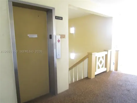 5111 W Oakland Park Boulevard Lauderdale Lakes FL 33313