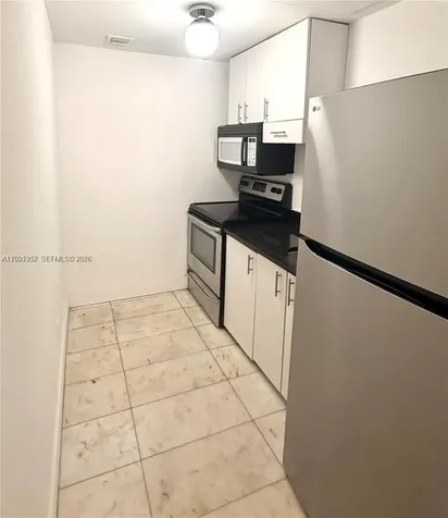 801 8th Street Miami Beach FL 33139