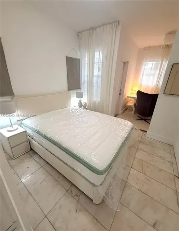 801 8th Street Miami Beach FL 33139