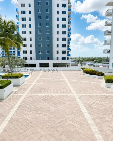 140 S Dixie Highway Hollywood FL 33020