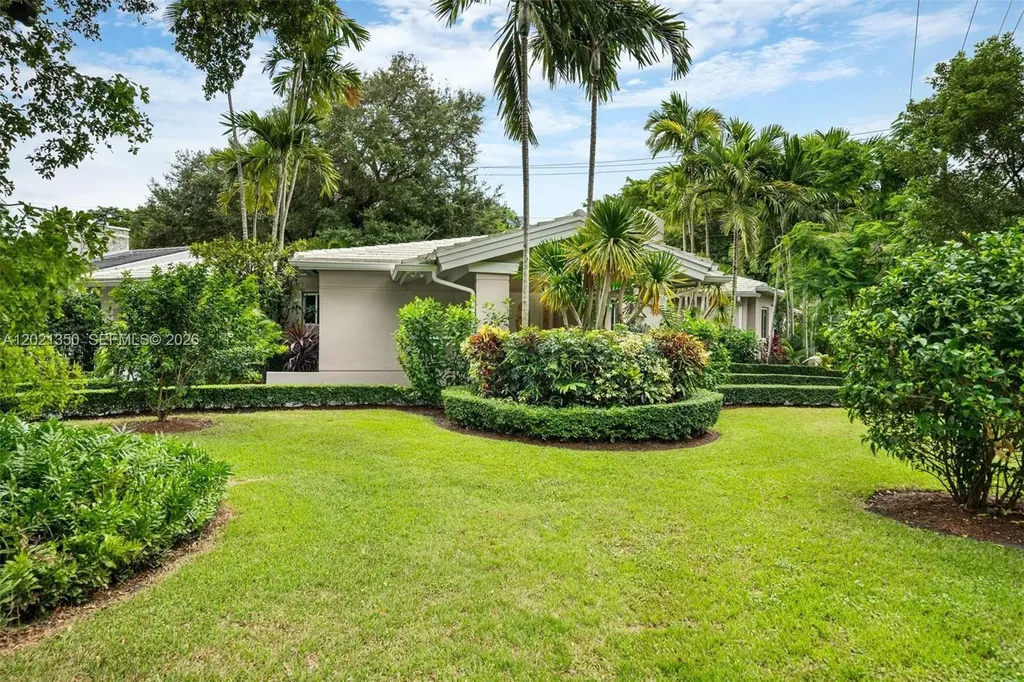 648 Sevilla Avenue Coral Gables FL 33134