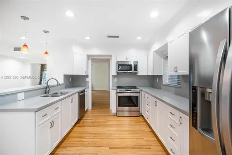 648 Sevilla Avenue Coral Gables FL 33134