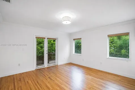 648 Sevilla Avenue Coral Gables FL 33134