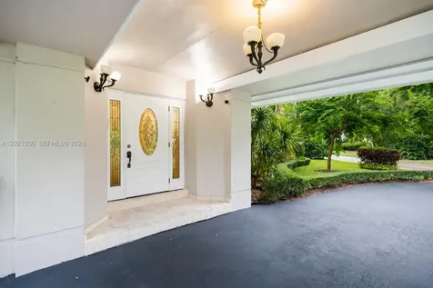 648 Sevilla Avenue Coral Gables FL 33134