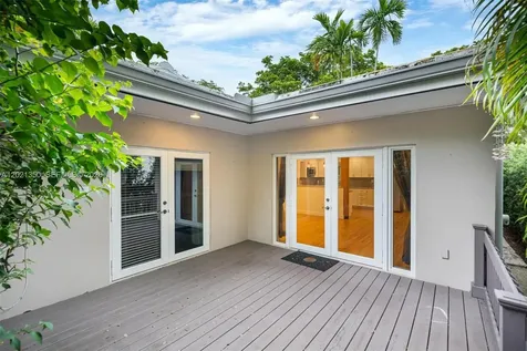 648 Sevilla Avenue Coral Gables FL 33134