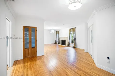 648 Sevilla Avenue Coral Gables FL 33134
