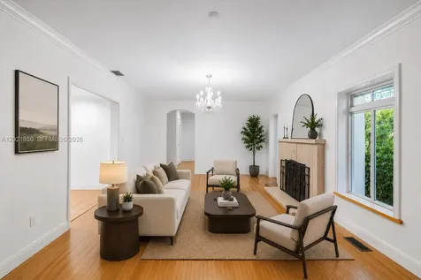 648 Sevilla Avenue Coral Gables FL 33134