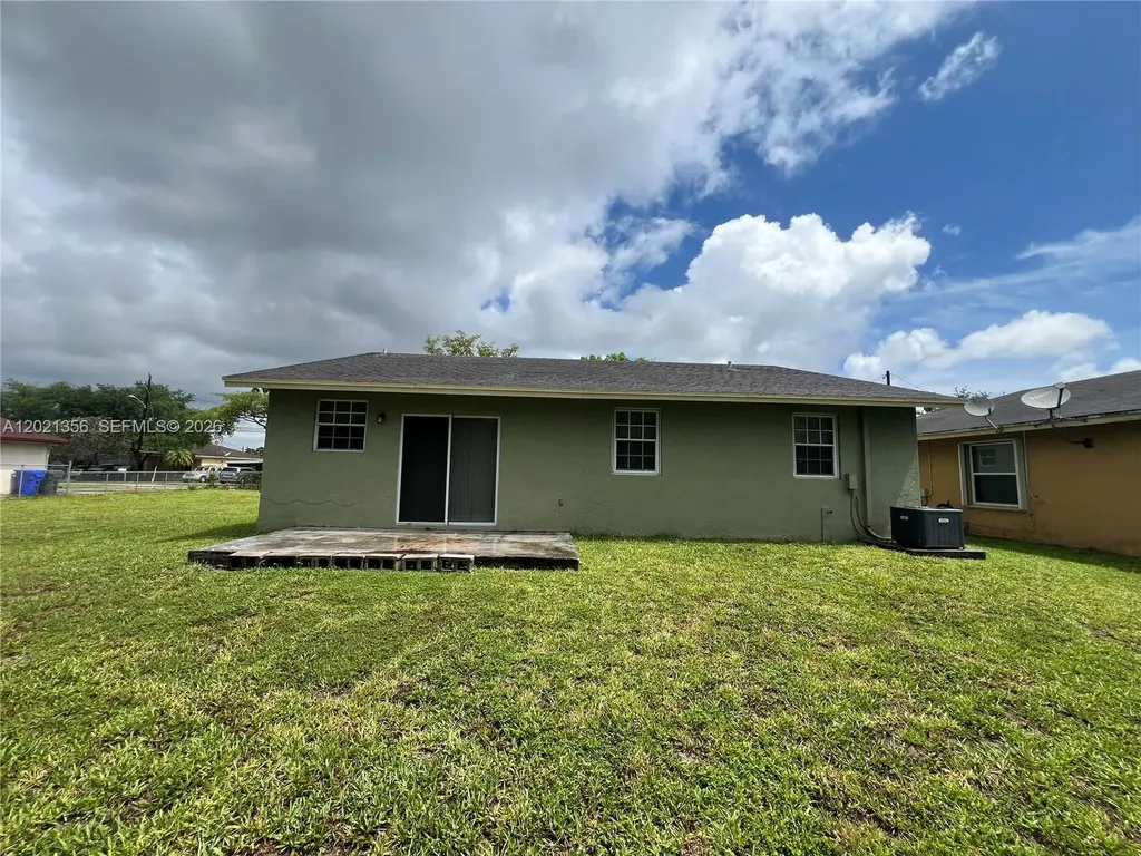 5324 Flagler Street Hollywood FL 33021