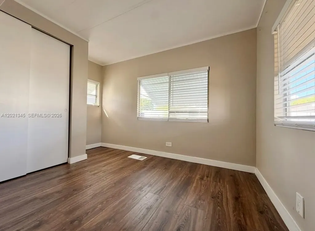 1332 S 33 Avenue Hollywood FL 33021