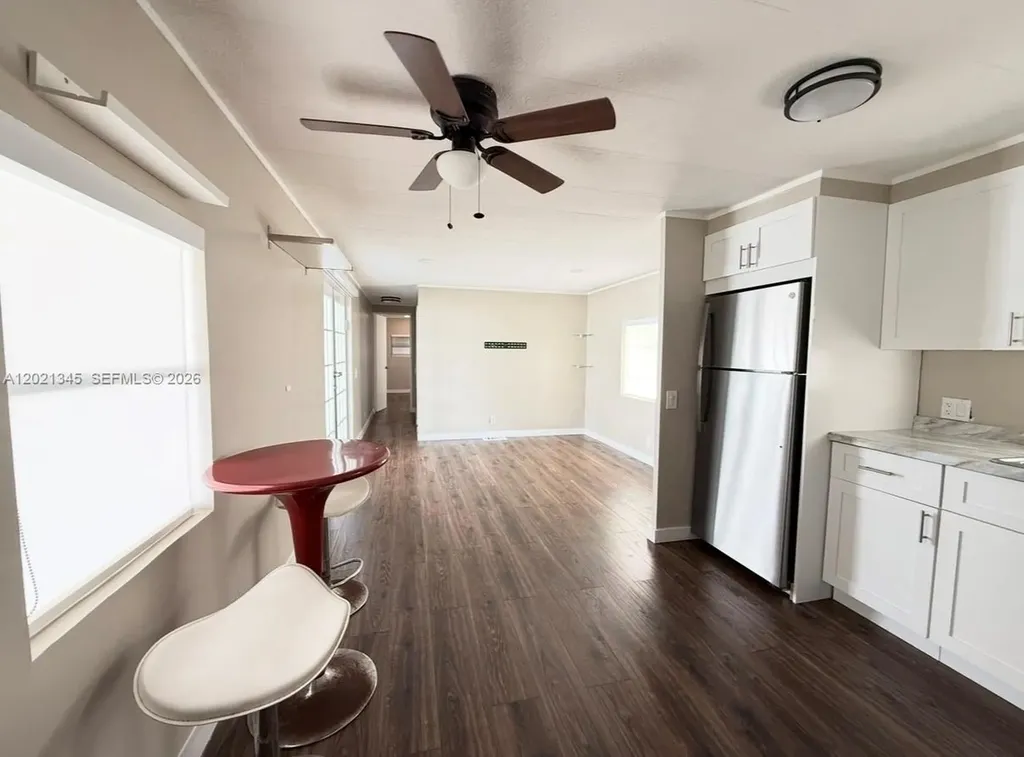 1332 S 33 Avenue Hollywood FL 33021